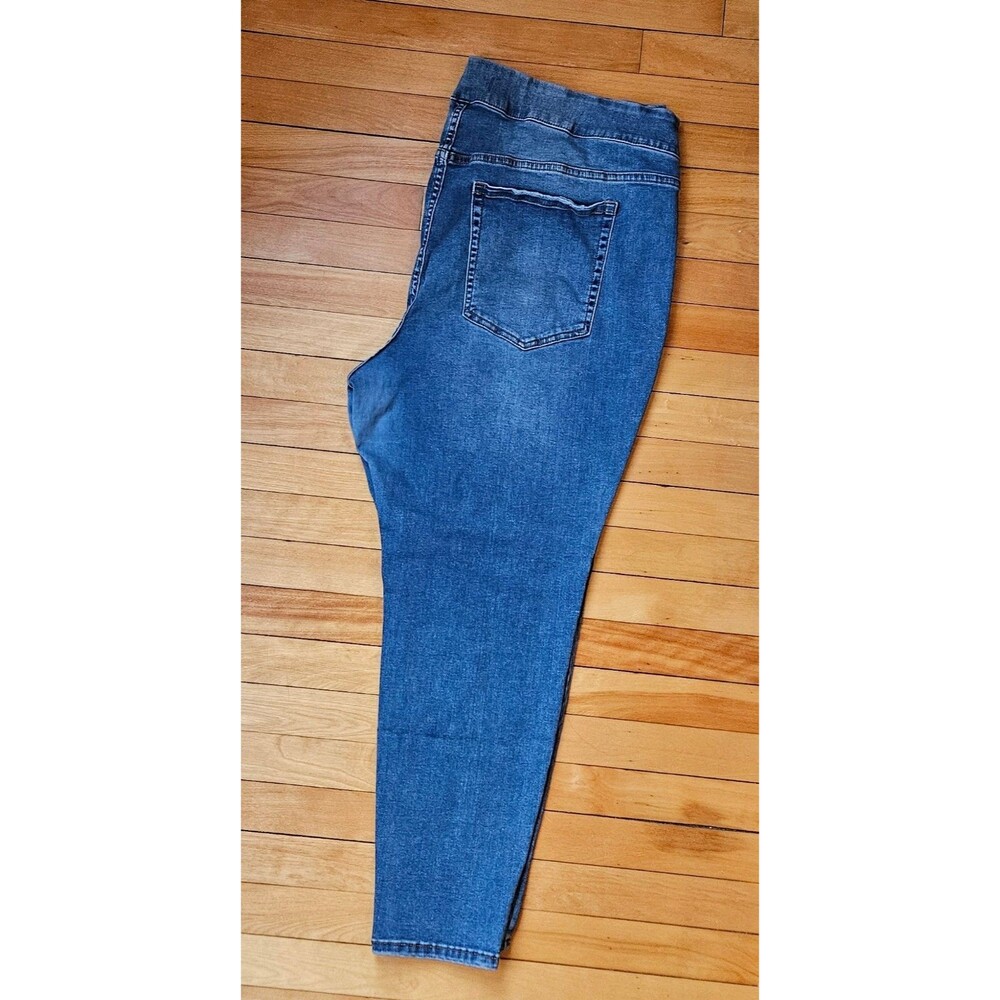 Lane Bryant Signature Fit High-Rise Jegging - size 26
